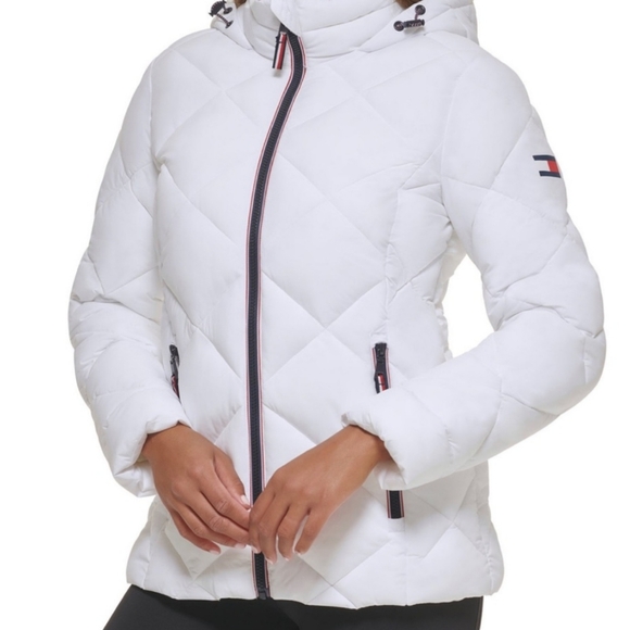 TOMMY HILFIGER PUFFER JACKET - Picture 1 of 15